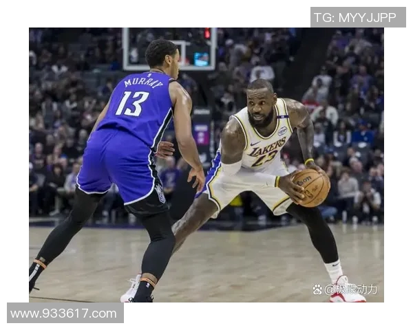 湖人对决骑士精彩直播回顾球迷热议比赛亮点与精彩瞬间