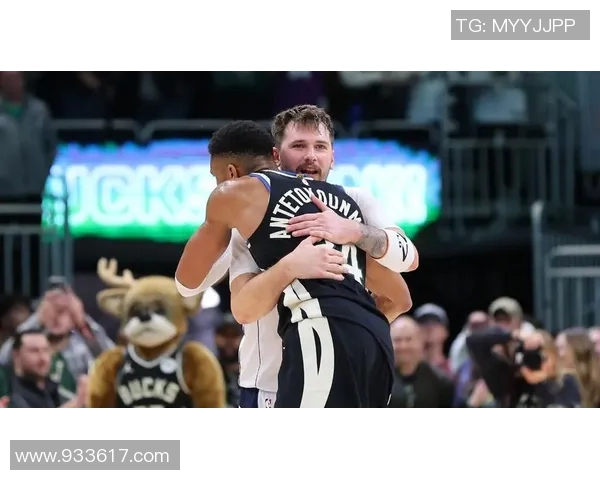 雄鹿与独行侠精彩对决全场录像回放及精彩瞬间解析 雄鹿与独行侠精彩对决全场录像回放及精彩瞬间解析