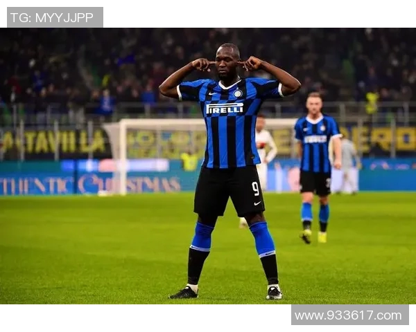 卢卡库的逆袭之路：从天才少年到世界级前锋的奋斗历程与成就