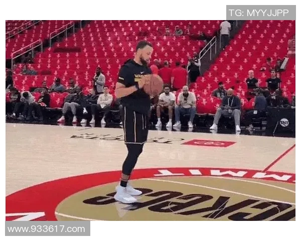 库里三分大赛决赛连中20球创历史新纪录震惊全场 库里三分大赛决赛连中20球创历史新纪录震惊全场