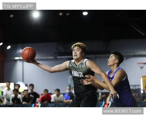 成都篮球队的奋斗历程与荣耀追寻：一段不屈不挠的篮球纪实之旅MBA