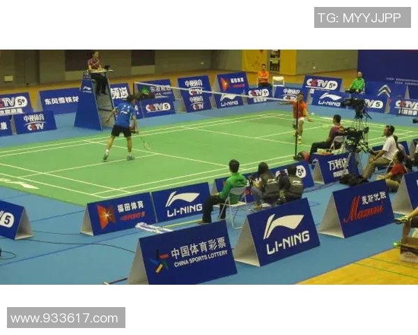 深圳羽毛球队包夹战术解析与实战应用探讨